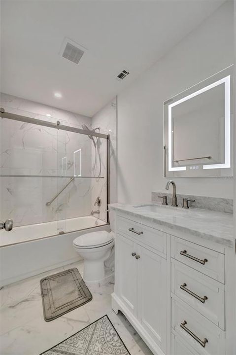 出租: $2,500 (2 贝兹, 2 浴室, 1078 平方英尺)