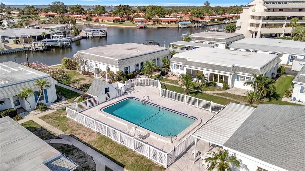 出租: $2,500 (2 贝兹, 2 浴室, 1078 平方英尺)