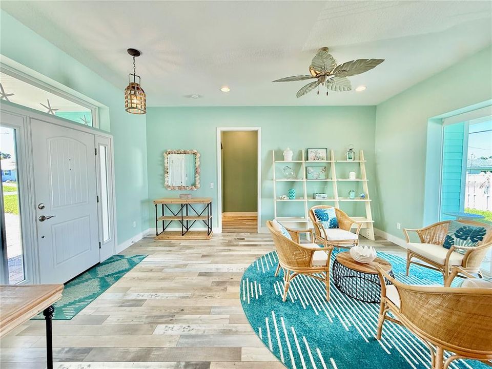 На продажу: $579,000 (3 спален, 2 ванн, 1843 Квадратных фут)