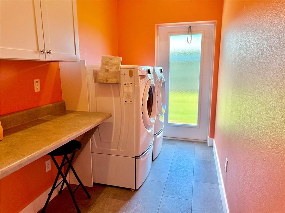 На продажу: $579,000 (3 спален, 2 ванн, 1843 Квадратных фут)