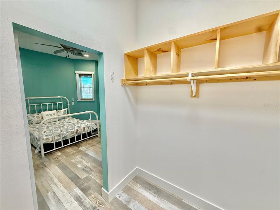 На продажу: $579,000 (3 спален, 2 ванн, 1843 Квадратных фут)