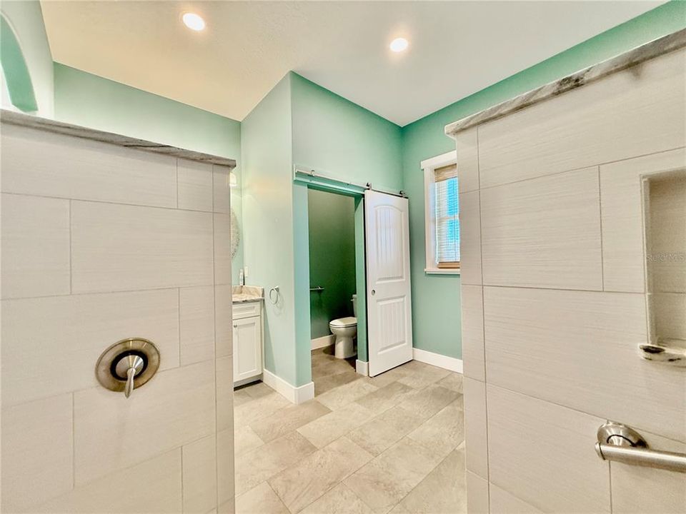 На продажу: $579,000 (3 спален, 2 ванн, 1843 Квадратных фут)