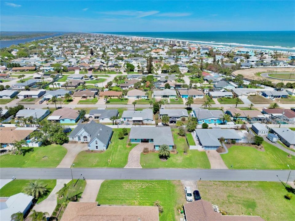 На продажу: $579,000 (3 спален, 2 ванн, 1843 Квадратных фут)