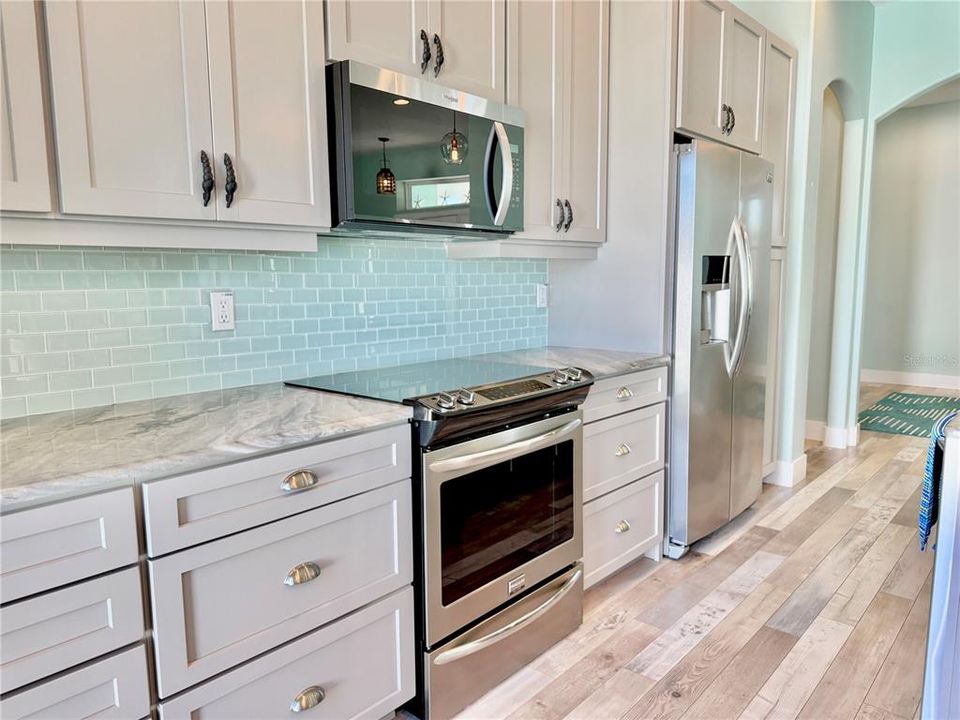 На продажу: $579,000 (3 спален, 2 ванн, 1843 Квадратных фут)