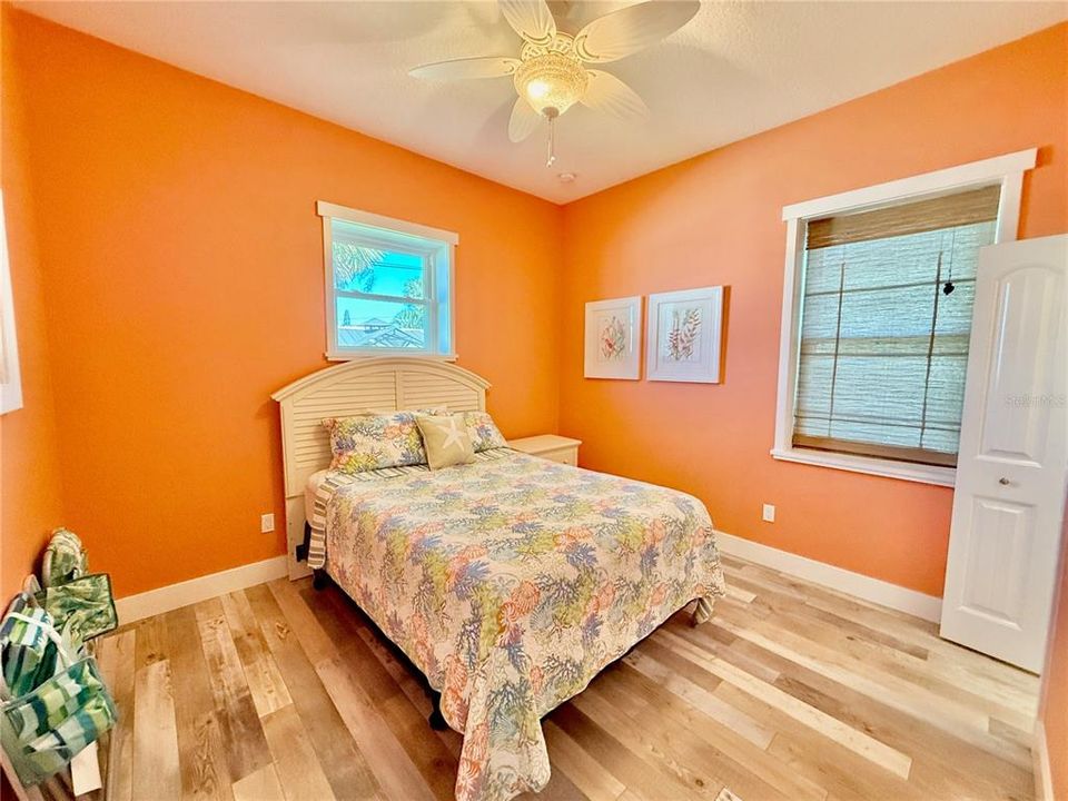 На продажу: $579,000 (3 спален, 2 ванн, 1843 Квадратных фут)