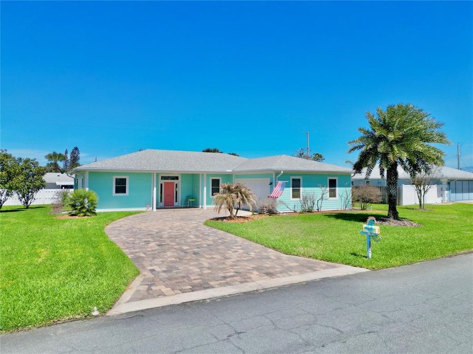 На продажу: $579,000 (3 спален, 2 ванн, 1843 Квадратных фут)