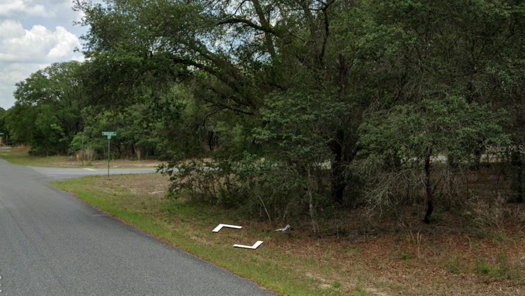 待售: $42,900 (0.31 acres)