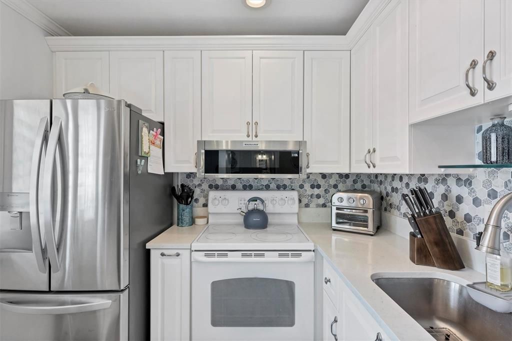 待售: $224,999 (2 贝兹, 2 浴室, 972 平方英尺)