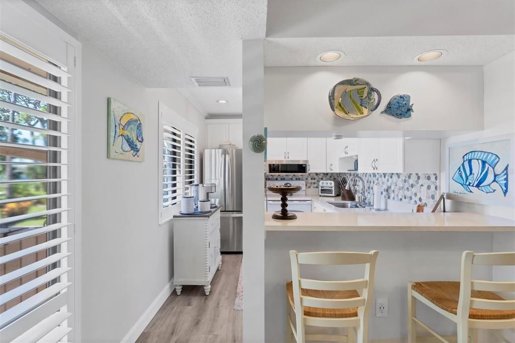 待售: $224,999 (2 贝兹, 2 浴室, 972 平方英尺)