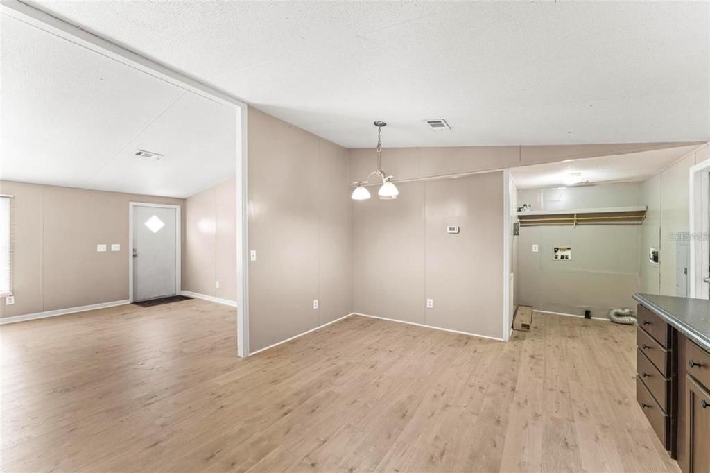 Active With Contract: $240,000 (4 beds, 2 baths, 1296 Square Feet)