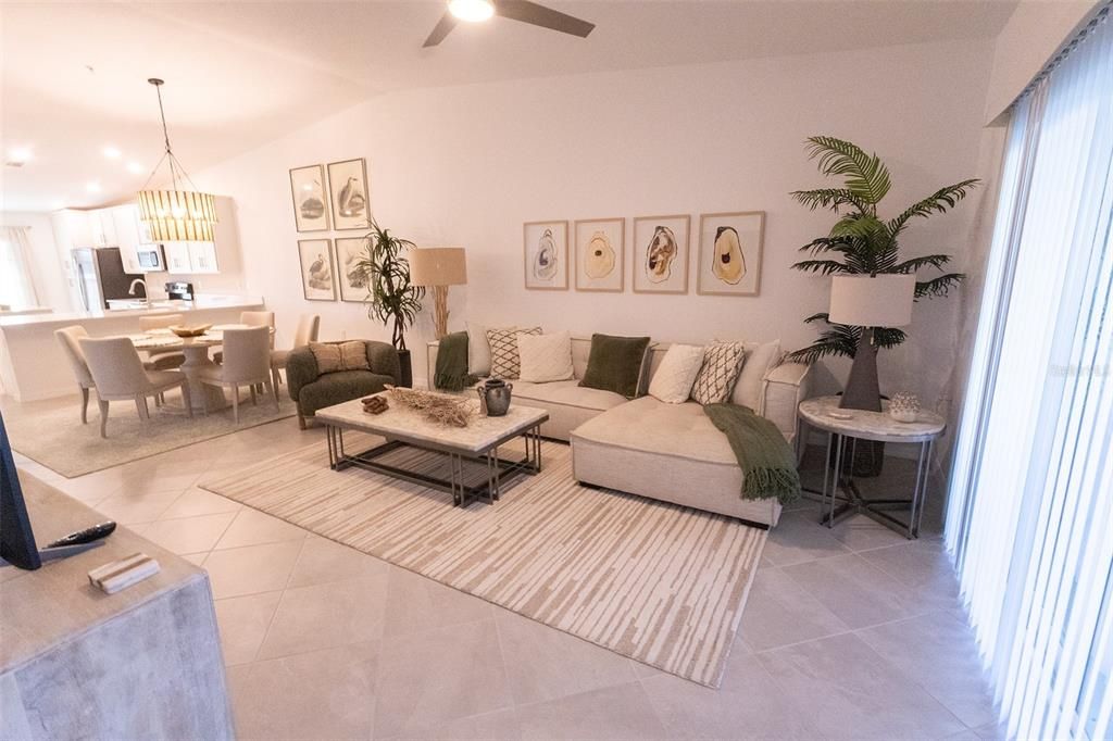 Activo con contrato: $335,000 (2 camas, 2 baños, 1655 Pies cuadrados)