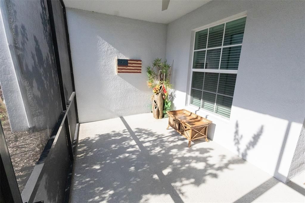 Activo con contrato: $335,000 (2 camas, 2 baños, 1655 Pies cuadrados)