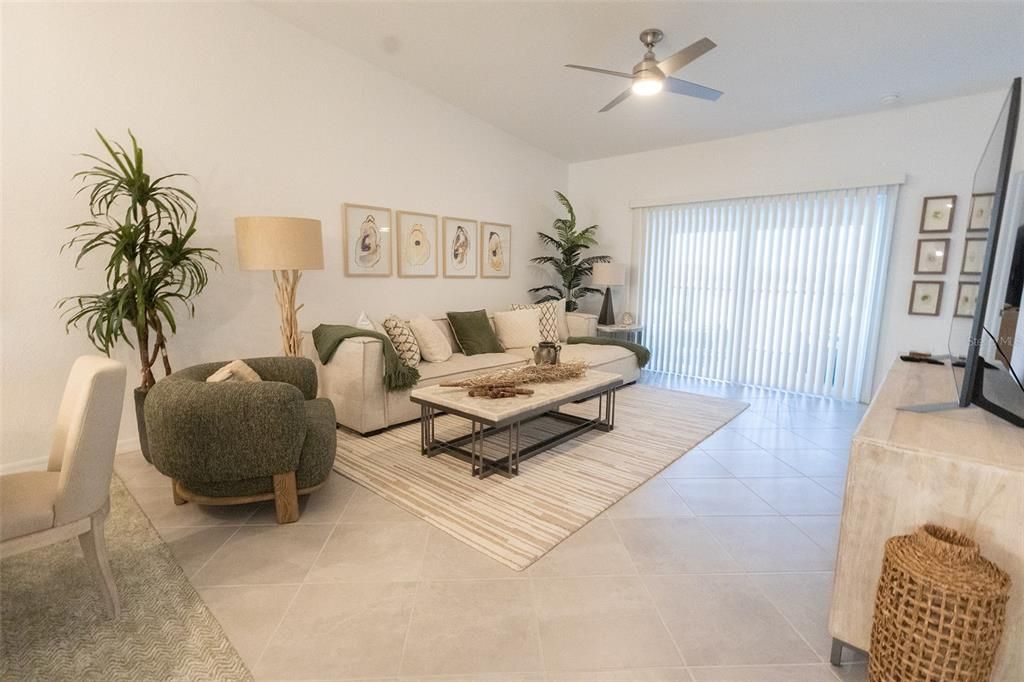 Activo con contrato: $335,000 (2 camas, 2 baños, 1655 Pies cuadrados)