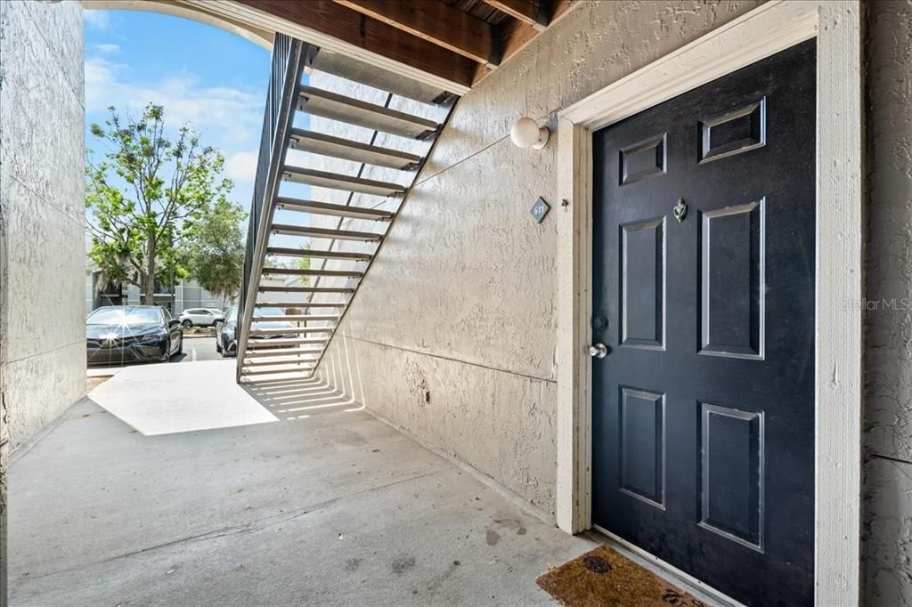 Active With Contract: $169,900 (3 beds, 3 baths, 1198 Square Feet)