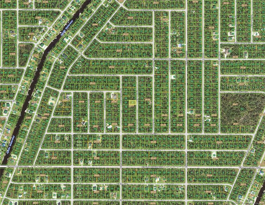 На продажу: $10,900 (0.23 acres)