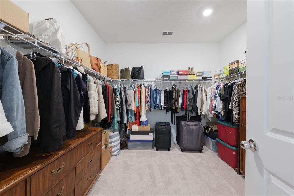 En Venta: $450,000 (4 camas, 3 baños, 2265 Pies cuadrados)