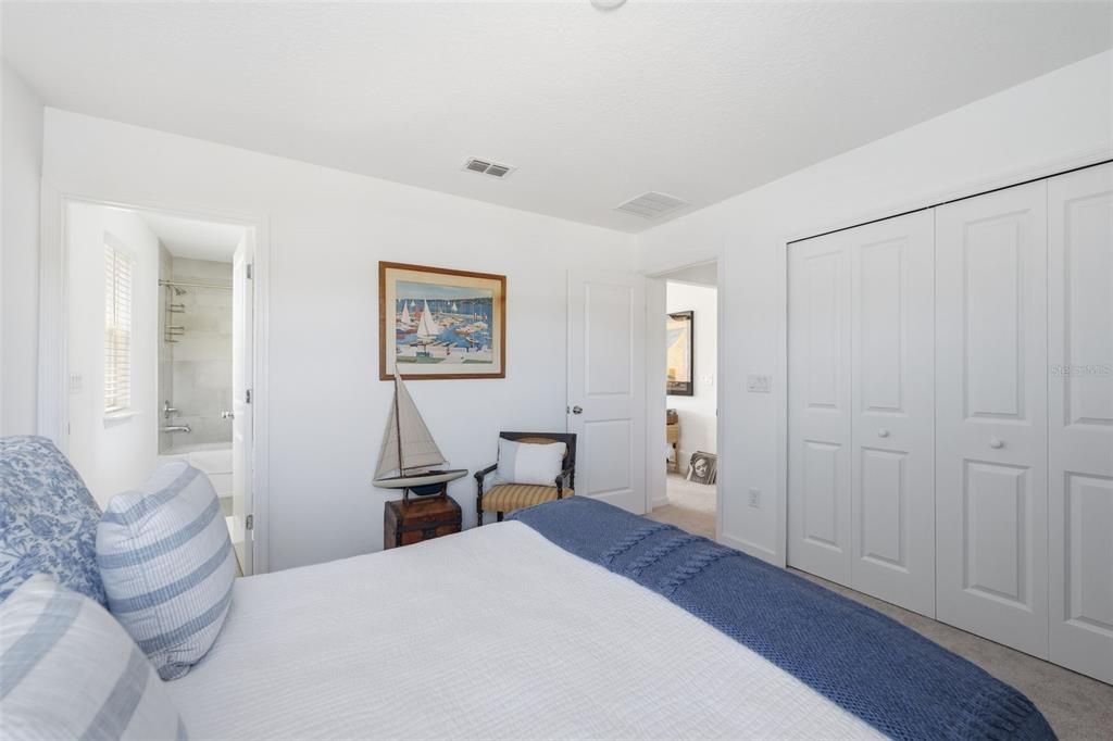 En Venta: $450,000 (4 camas, 3 baños, 2265 Pies cuadrados)