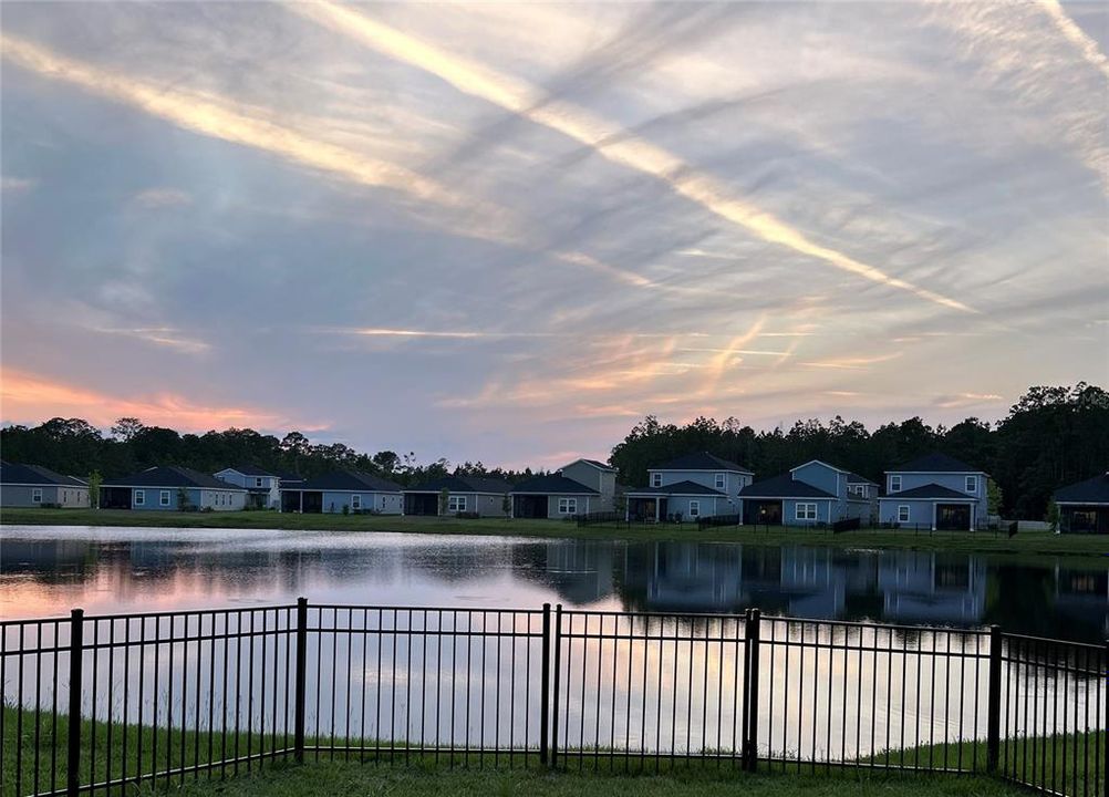 En Venta: $450,000 (4 camas, 3 baños, 2265 Pies cuadrados)