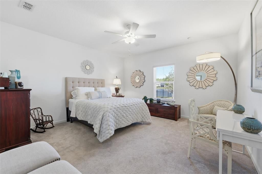 En Venta: $450,000 (4 camas, 3 baños, 2265 Pies cuadrados)