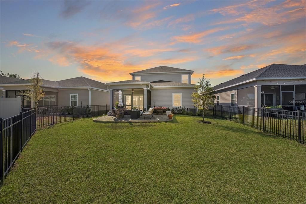 En Venta: $450,000 (4 camas, 3 baños, 2265 Pies cuadrados)