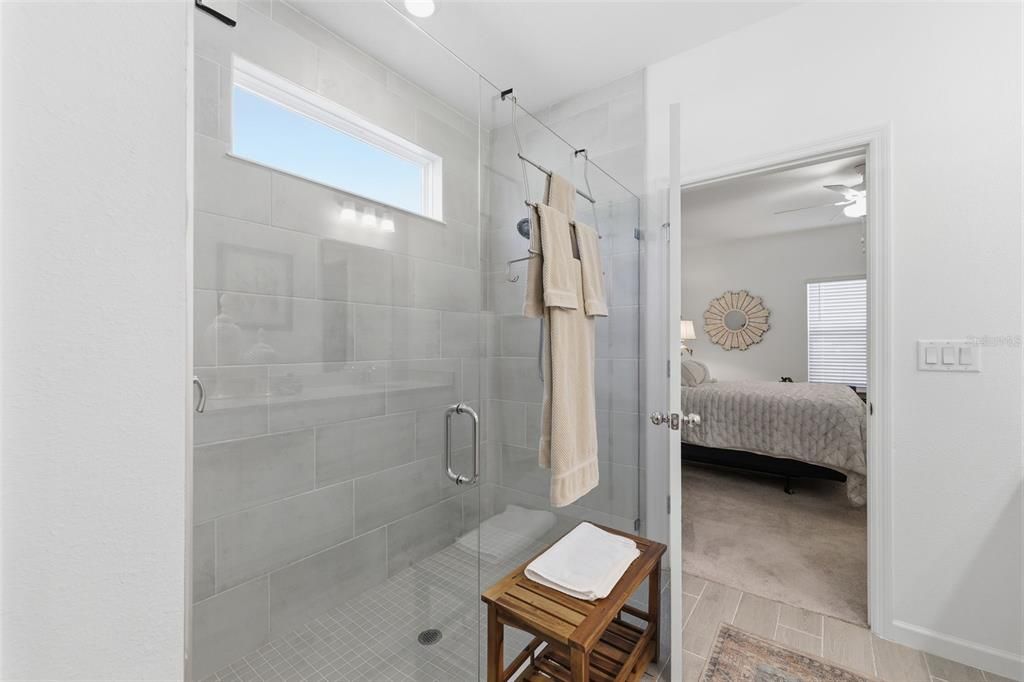 En Venta: $450,000 (4 camas, 3 baños, 2265 Pies cuadrados)