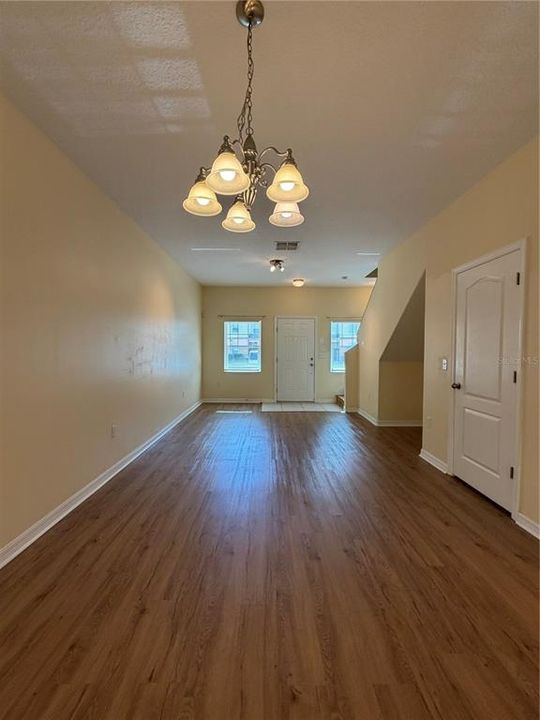 For Rent: $1,600 (2 beds, 2 baths, 1224 Square Feet)