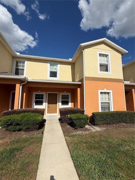 For Rent: $1,600 (2 beds, 2 baths, 1224 Square Feet)