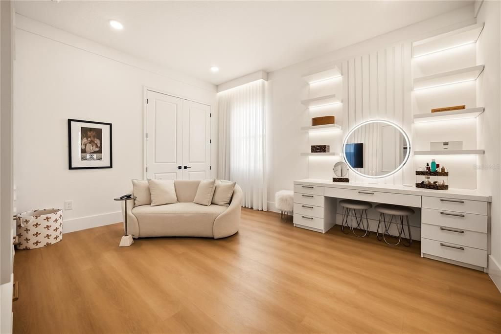 En Venta: $2,000,000 (6 camas, 5 baños, 5524 Pies cuadrados)