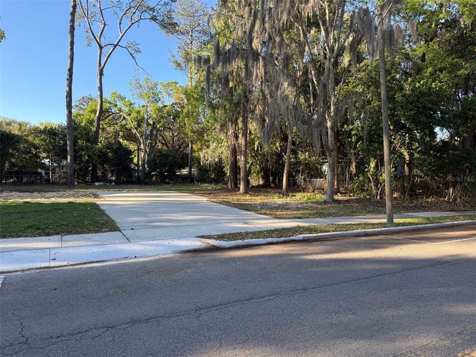 Active With Contract: $299,900 (0.22 acres)