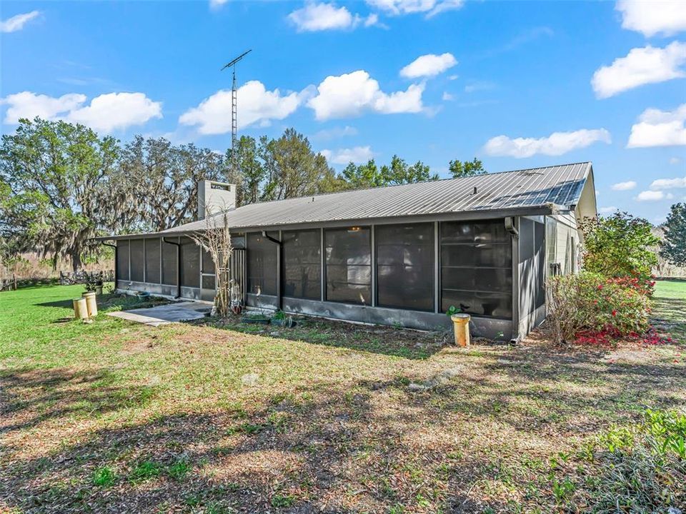 For Sale: $790,000 (3 beds, 2 baths, 2368 Square Feet)