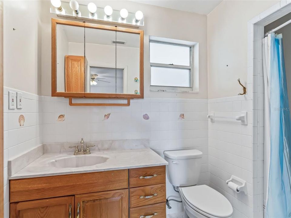 For Sale: $790,000 (3 beds, 2 baths, 2368 Square Feet)