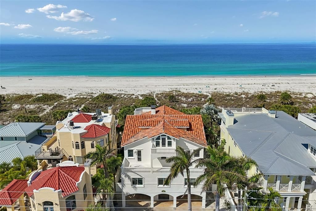 For Sale: $8,400,000 (6 beds, 4 baths, 6026 Square Feet)