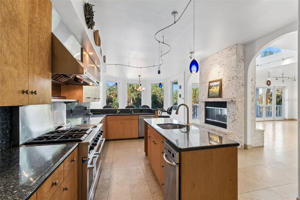 For Sale: $8,400,000 (6 beds, 4 baths, 6026 Square Feet)