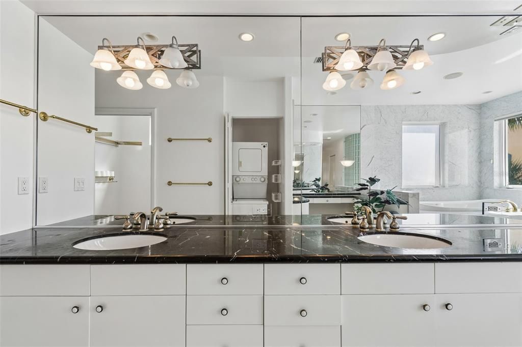 For Sale: $8,400,000 (6 beds, 4 baths, 6026 Square Feet)