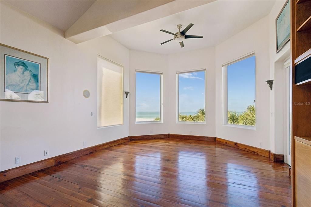 For Sale: $8,400,000 (6 beds, 4 baths, 6026 Square Feet)