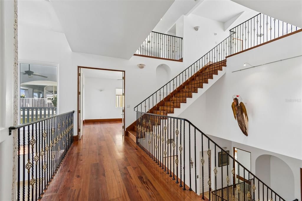 For Sale: $8,400,000 (6 beds, 4 baths, 6026 Square Feet)