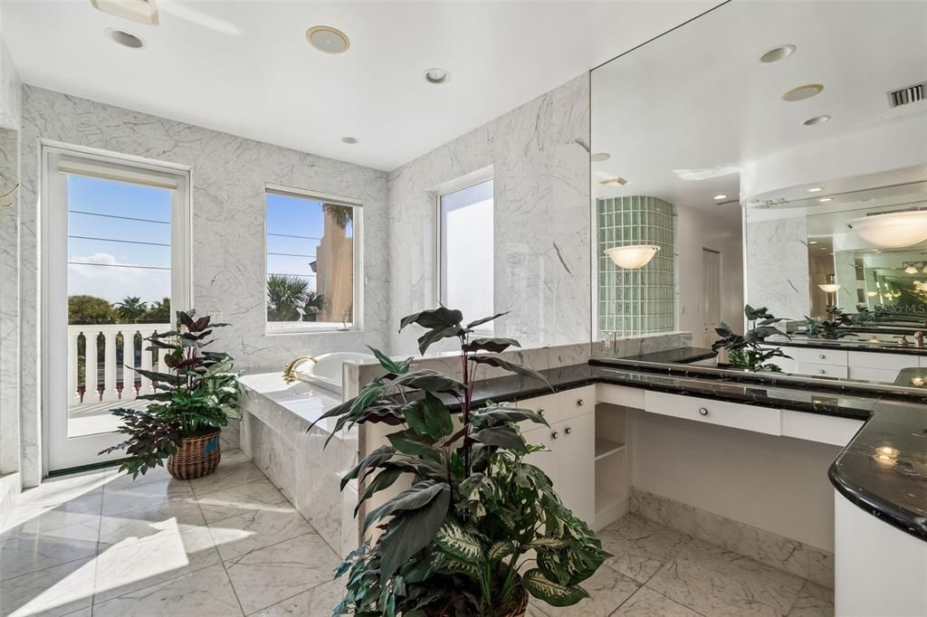 For Sale: $8,400,000 (6 beds, 4 baths, 6026 Square Feet)