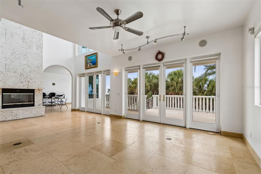 For Sale: $8,400,000 (6 beds, 4 baths, 6026 Square Feet)
