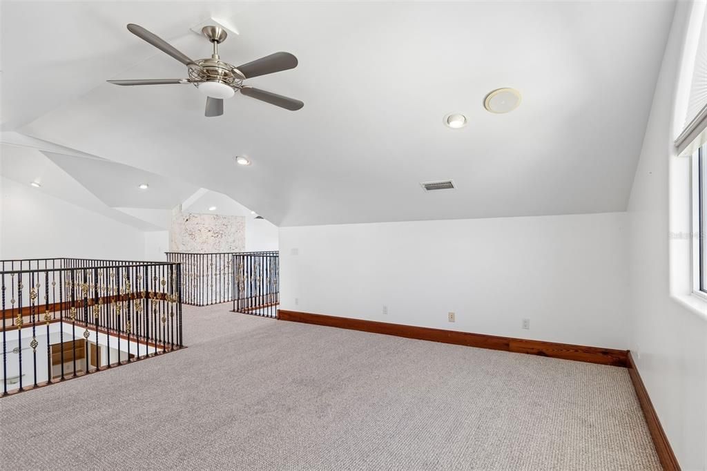 For Sale: $8,400,000 (6 beds, 4 baths, 6026 Square Feet)