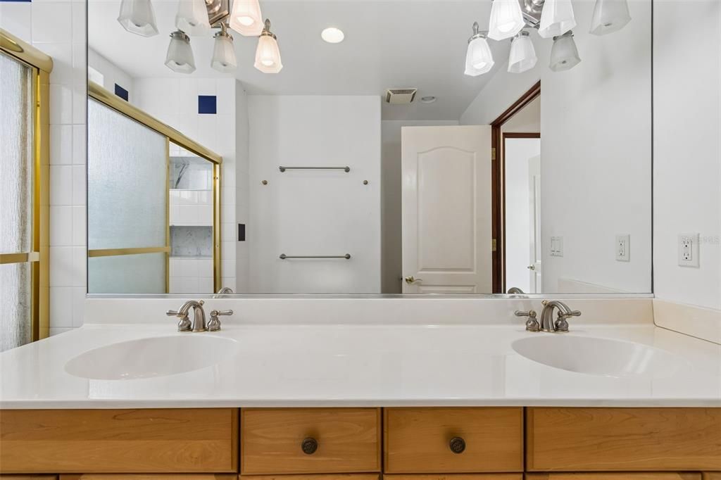 For Sale: $8,400,000 (6 beds, 4 baths, 6026 Square Feet)
