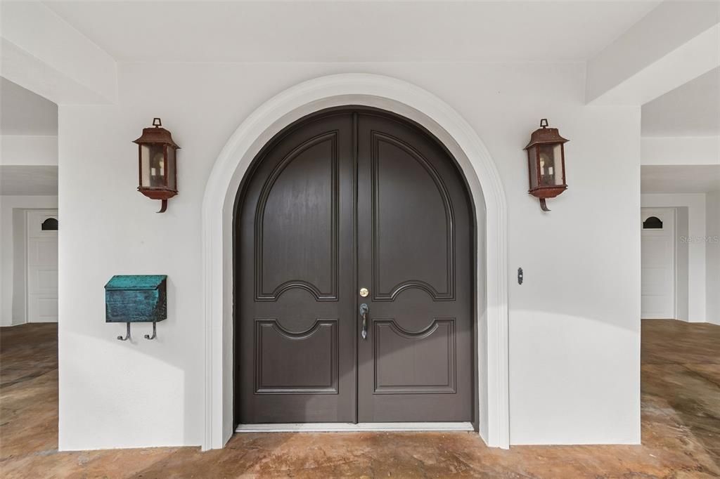 For Sale: $8,400,000 (6 beds, 4 baths, 6026 Square Feet)