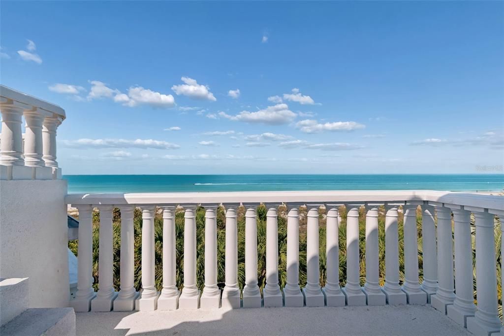 For Sale: $8,400,000 (6 beds, 4 baths, 6026 Square Feet)