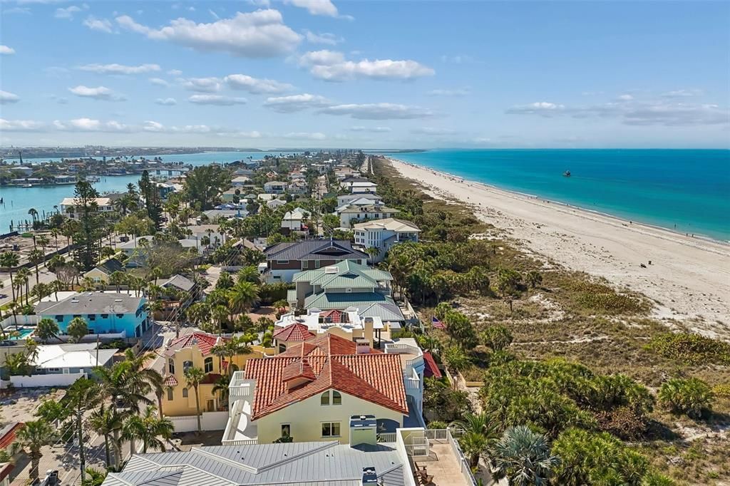 For Sale: $8,400,000 (6 beds, 4 baths, 6026 Square Feet)