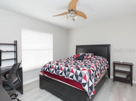 Activo con contrato: $545,000 (4 camas, 3 baños, 2246 Pies cuadrados)