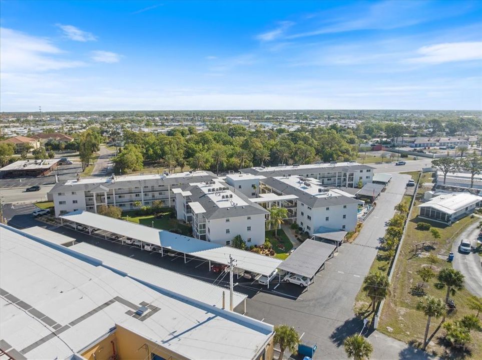 En Venta: $189,000 (2 camas, 2 baños, 828 Pies cuadrados)