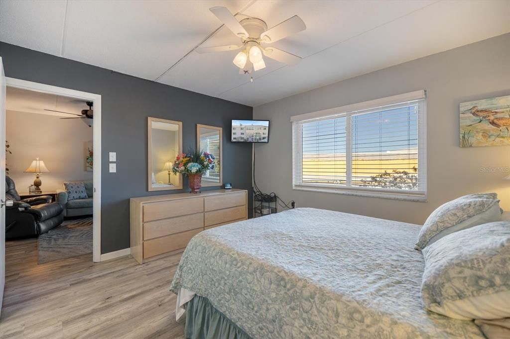 En Venta: $189,000 (2 camas, 2 baños, 828 Pies cuadrados)