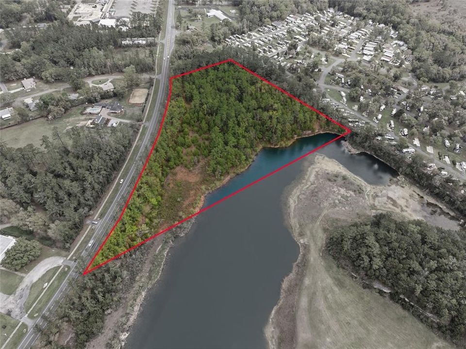 待售: $325,000 (26.76 acres)