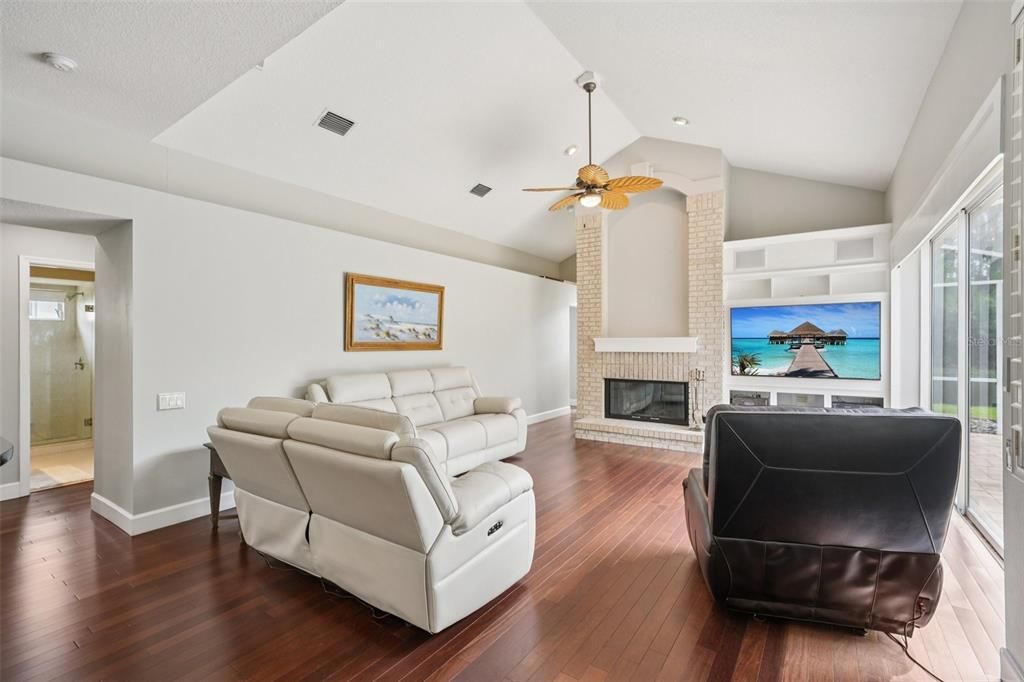 Active With Contract: $819,900 (4 beds, 3 baths, 2426 Square Feet)