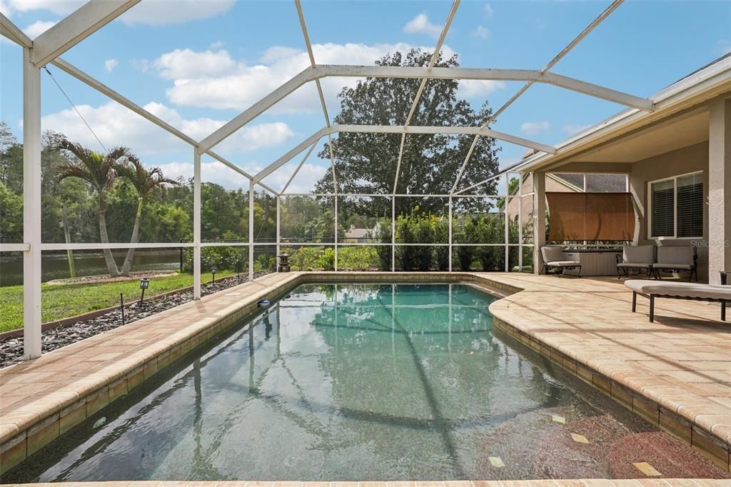 Active With Contract: $819,900 (4 beds, 3 baths, 2426 Square Feet)