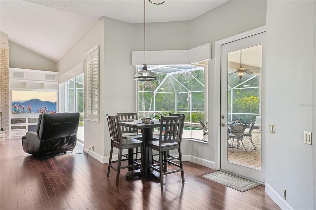 Active With Contract: $819,900 (4 beds, 3 baths, 2426 Square Feet)
